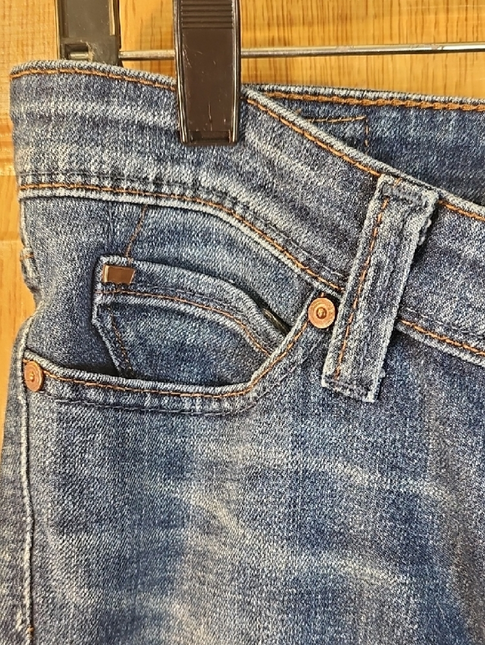 Levi's Women's Dark Blue Skinny Jeans with Faded Whiskering - Picture 5 of 13